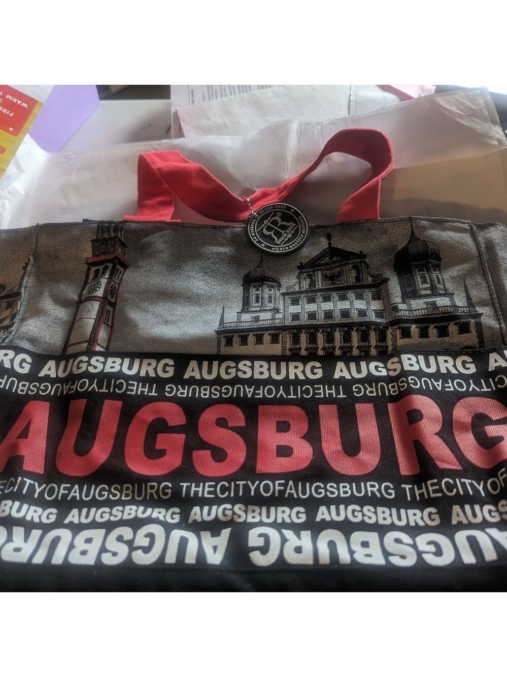 Robin Ruth - Augsburg tote ( black and red)